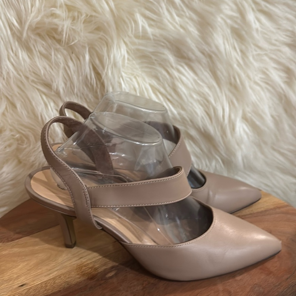 Journee Collection Taupe Pointed Toe Slingback Heels Office Siren Pumps
